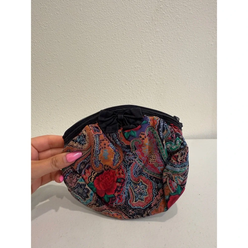 Vintage Paisley Floral Tapestry Cosmetic Bag Black Bow Zipper Makeup Pouch‎